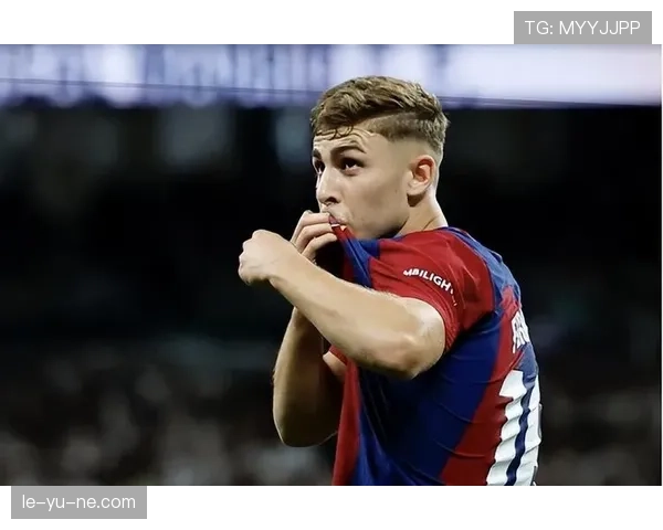 瓦伦西亚锋线爆发，状态回升助球队斩获关键胜利